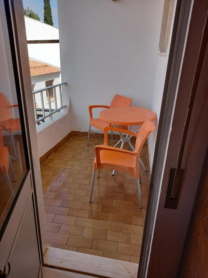 Dbv Guesthouse Lagos Exterior foto